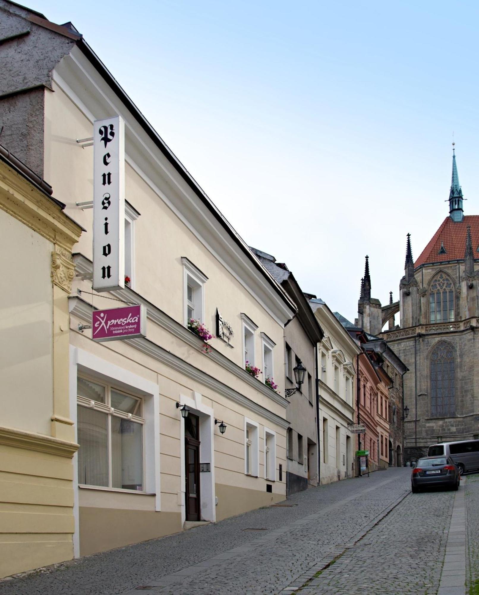 Pension Pod Vezi Kolín Exterior foto